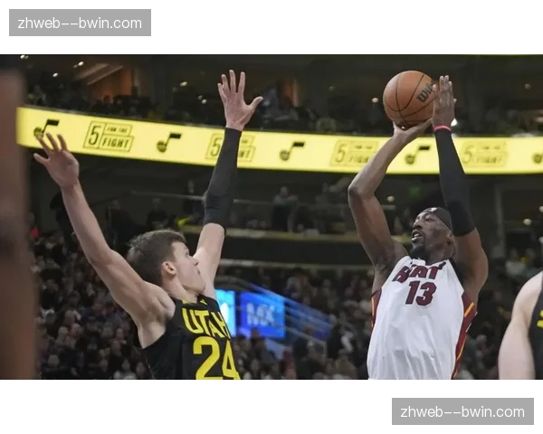 魔术热火受困轮换伤病排名下游附加赛资格岌岌可危 魔术热火受困轮换伤病排名下游附加赛资格岌岌可危